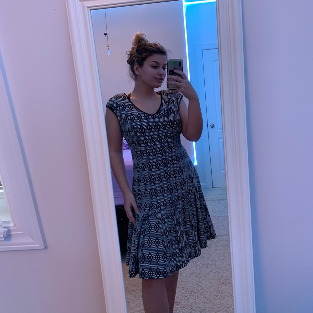 Just Taylor Dress - size 10